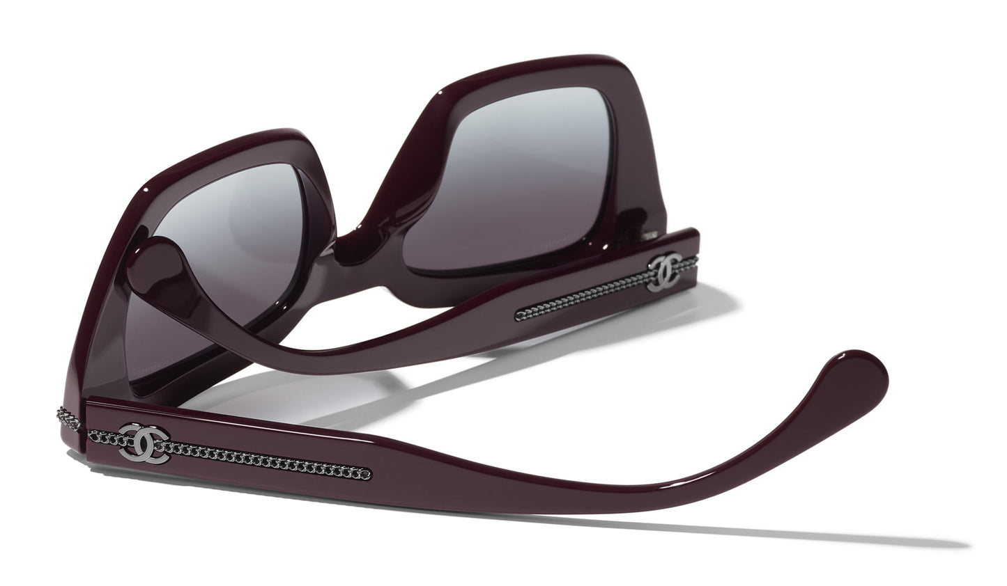 CHANEL 5509 Cat-Eye
